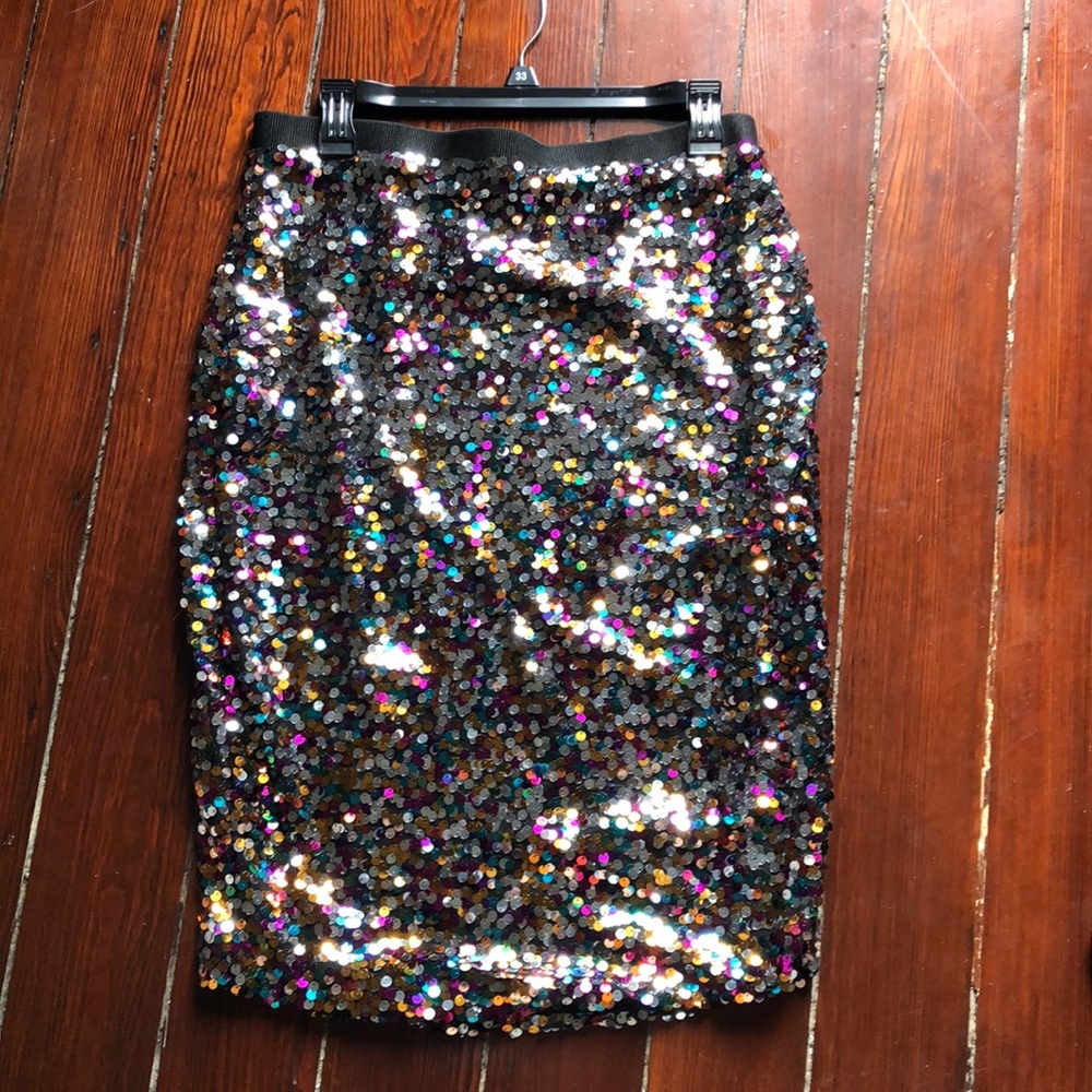 Sequin pencil skirt